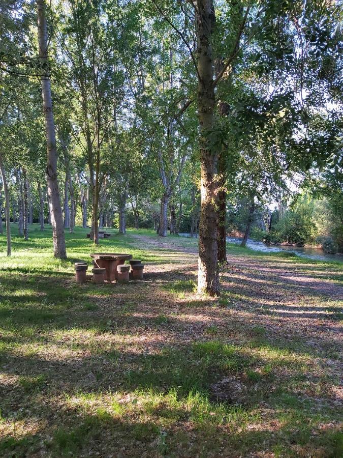 Durmiendo Entre Arboles, Bonita Cabana En La Rioja Anguciana Exteriér fotografie