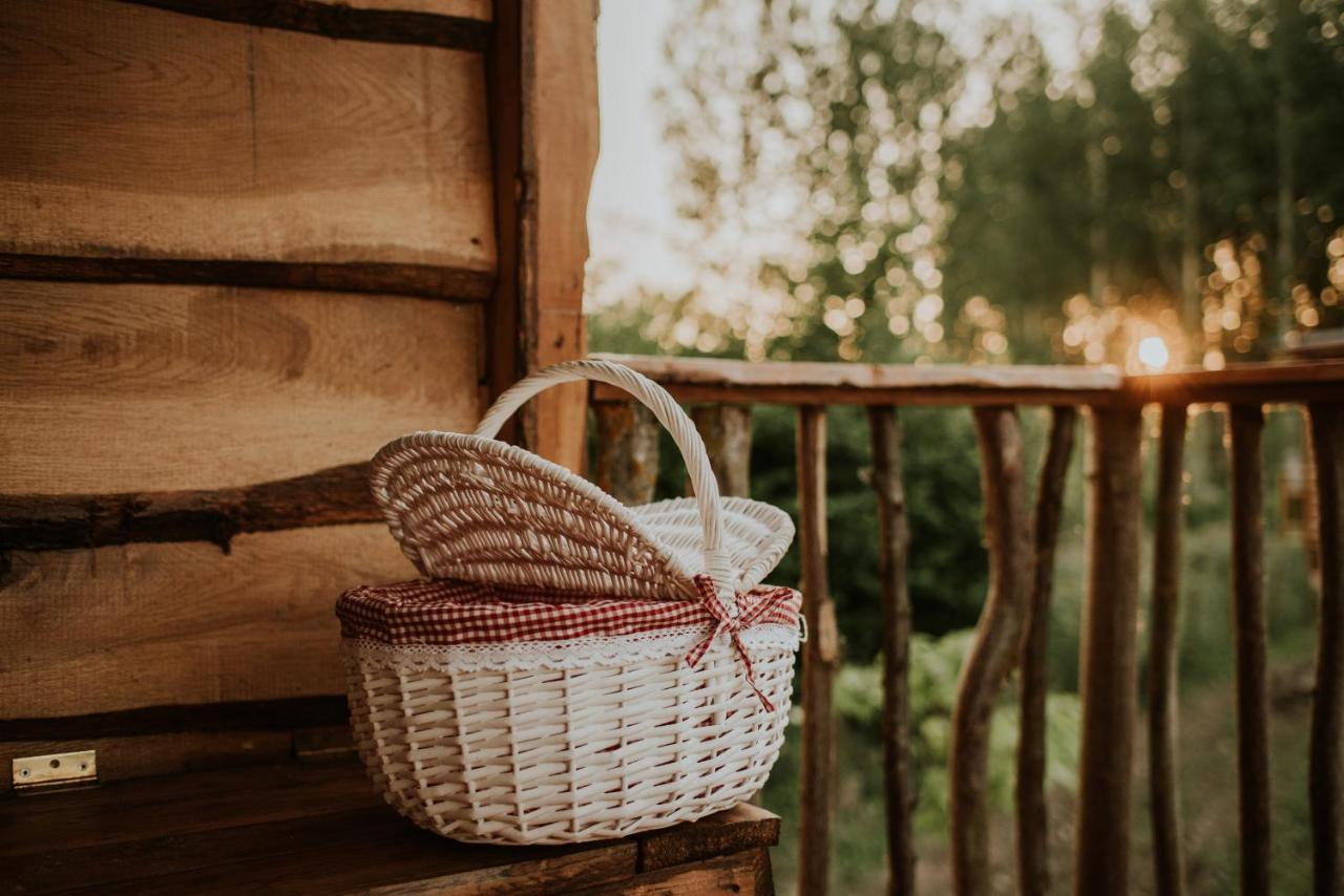 Durmiendo Entre Arboles, Bonita Cabana En La Rioja Anguciana Exteriér fotografie